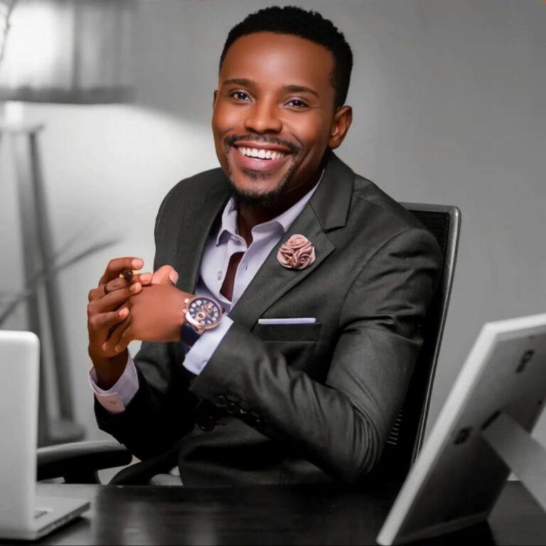 Praise song: Ye Ye – Patience Namadingo