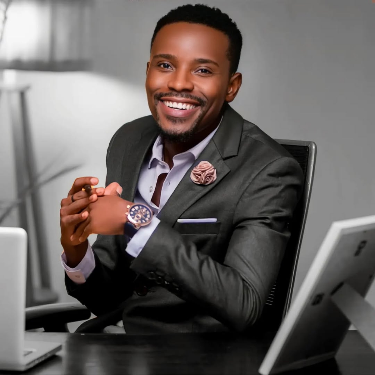 Praise song: Ye Ye – Patience Namadingo