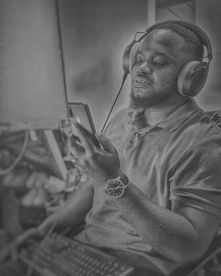 Download mp3: Thee  – Mag44 ft pastor Washy Mtambo